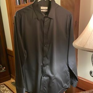 Calvin Klein Men's Non iron slim fit shirt